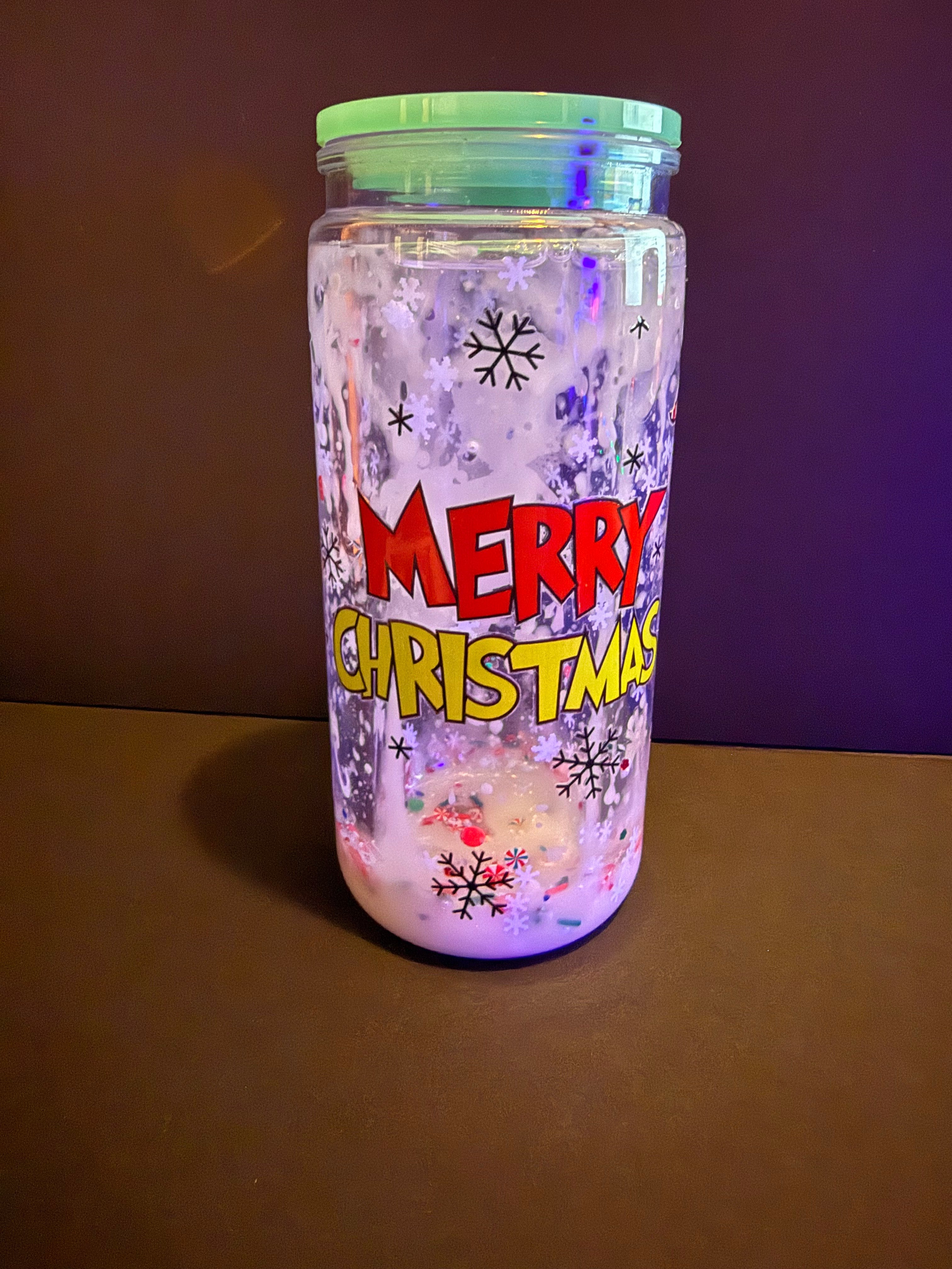 20 Merry Xmas snow Globe tumbler