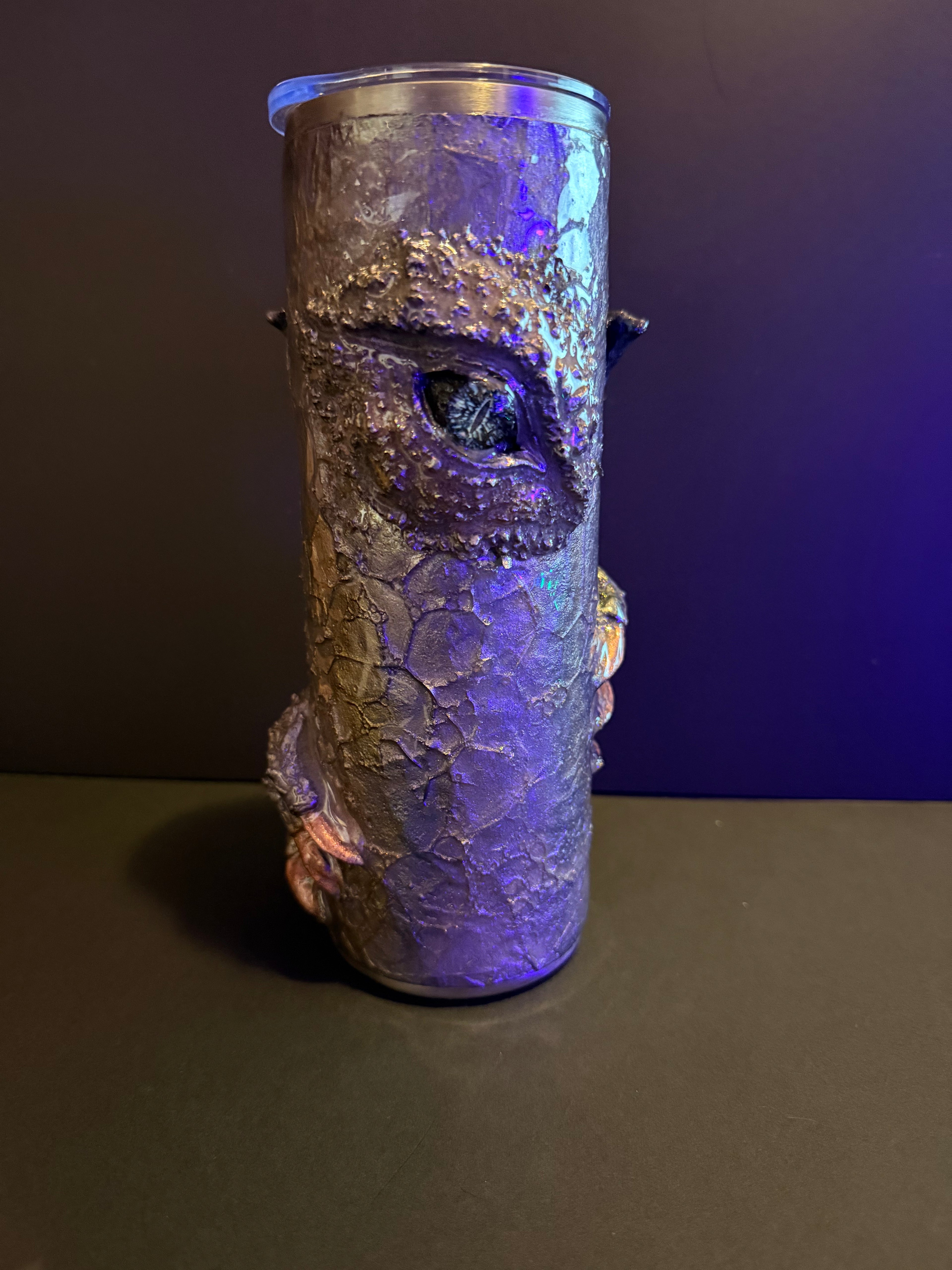 20 oz Dragon Tumbler with Straw topper