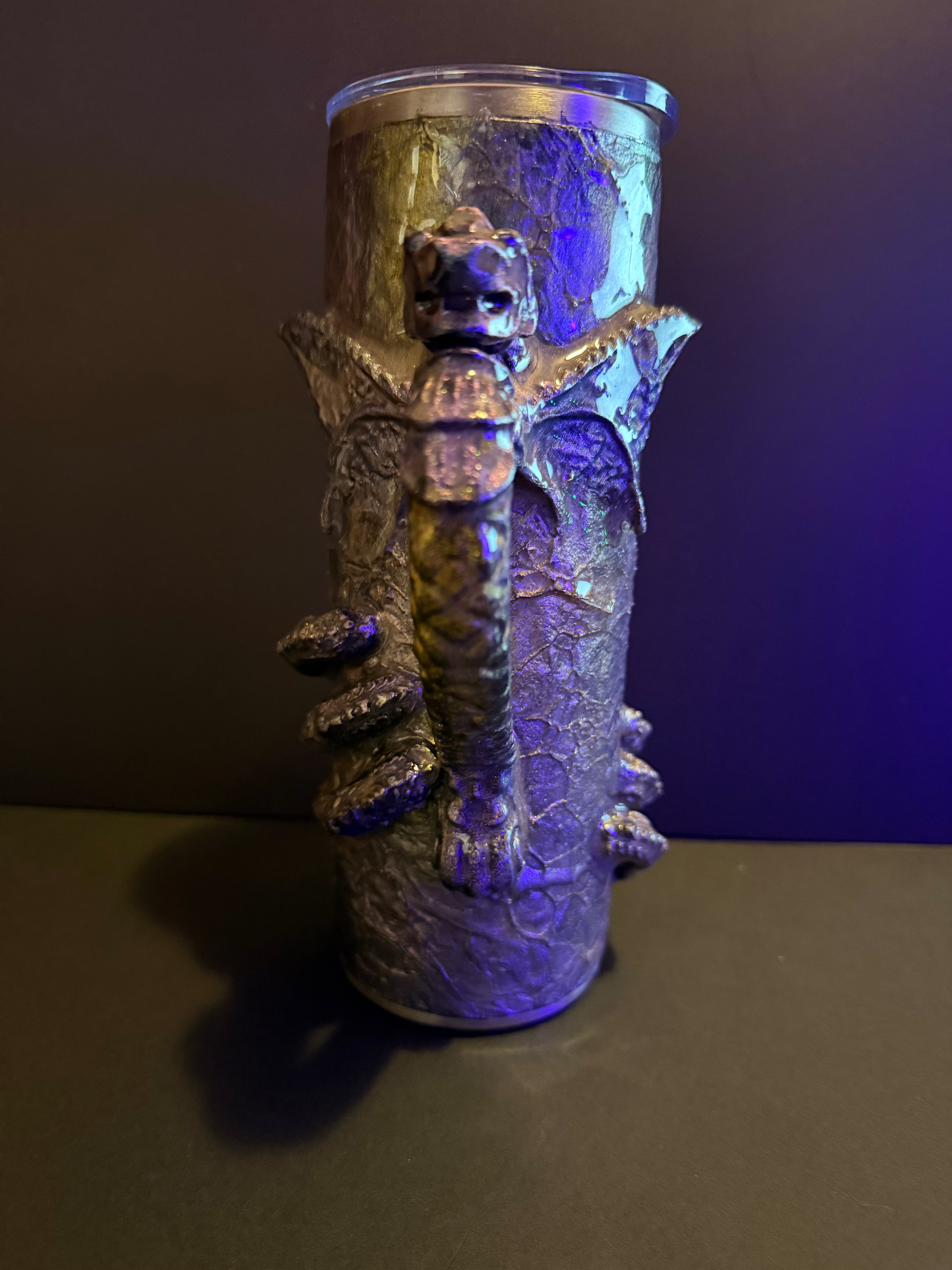 20 oz Dragon Tumbler with Straw topper