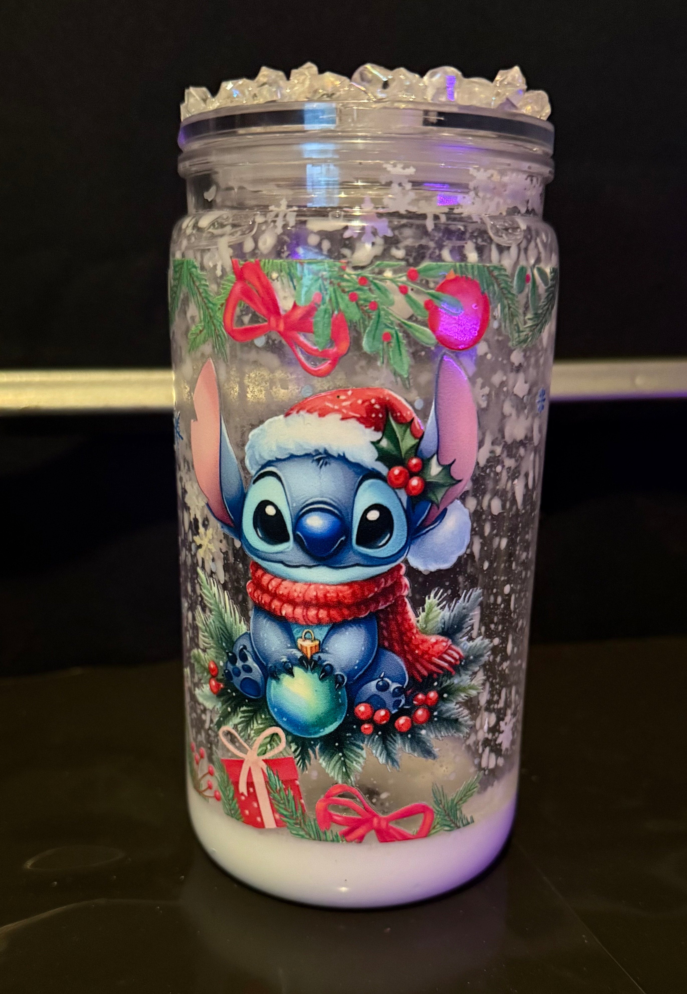 16 oz White lava effect snow globe